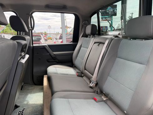 Used 2006 Nissan Titan SE AWD/4WD image 21