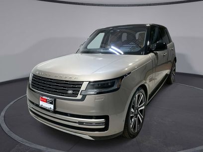 Used 2023 Land Rover Range Rover SE