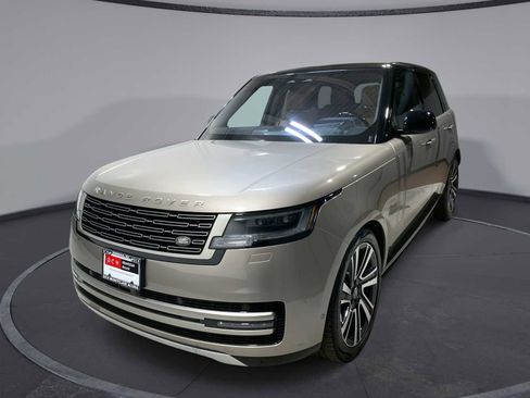 Used 2023 Land Rover Range Rover SE AWD/4WD image 1