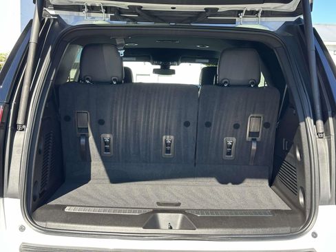 Used 2022 Chevrolet Tahoe Z71 image 24