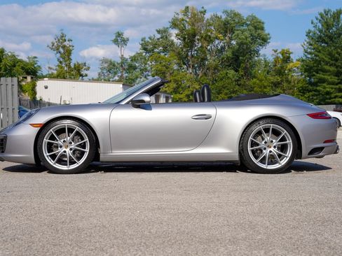 Used 2017 Porsche 911 Carrera RWD image 4
