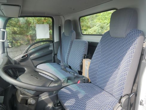 New 2024 Chevrolet Low Cab Forward image 13