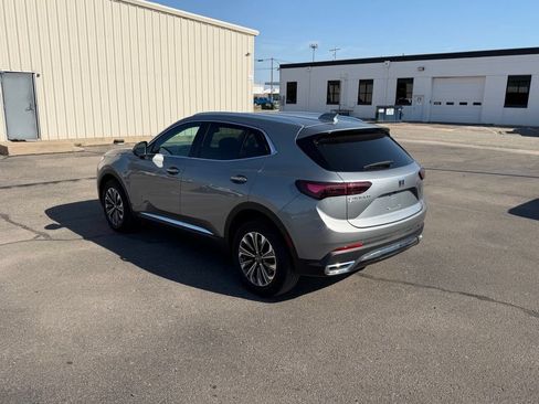Used 2025 Buick Envision Preferred AWD/4WD image 6