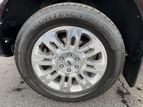 Used 2014 Ford F150 Platinum AWD/4WD image 19