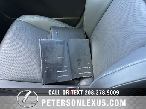 Used 2025 Lexus RX 350h w/ Convenience Package image 28