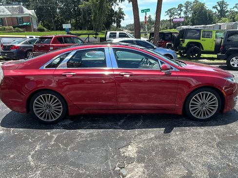 Used 2013 Lincoln MKZ Hybrid FWD image 3