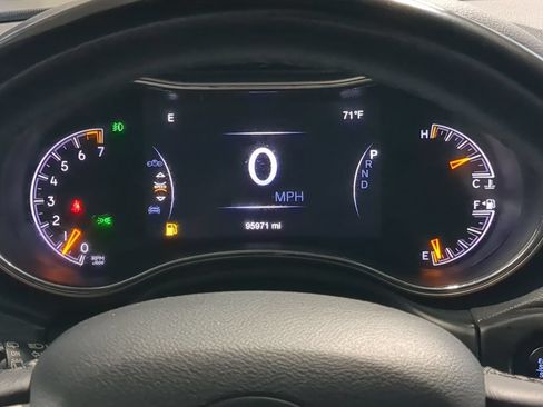 Used 2019 Jeep Grand Cherokee Limited AWD/4WD image 35