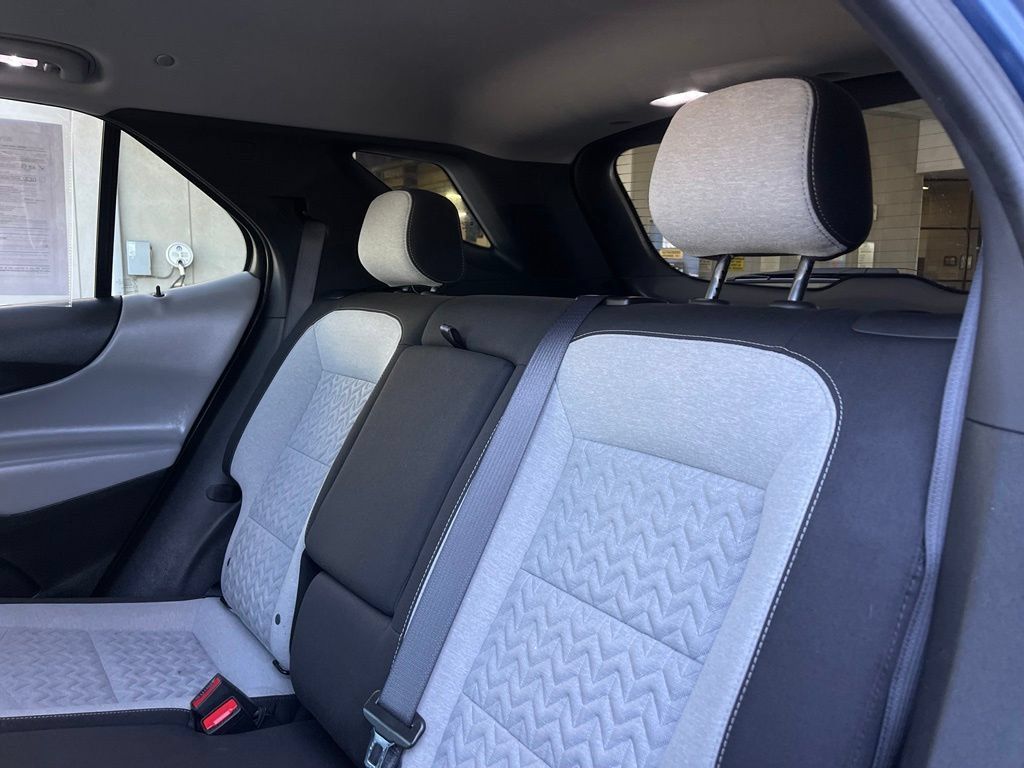 Used 2024 Chevrolet Equinox LT FWD image 12