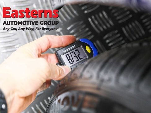 Used 2018 Tesla Model 3 Long Range image 24