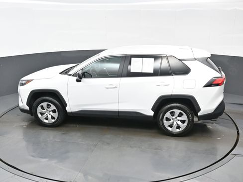 Used 2024 Toyota RAV4 LE image 35