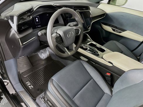 Used 2024 Lexus RZ 450e Premium w/ Accessory Package (Z1) image 9