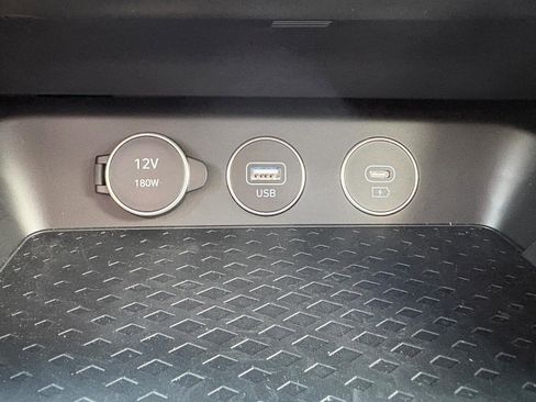 New 2025 Genesis G70 2.5T image 17