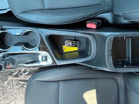 Certified 2023 Buick Encore GX Select w/ Sport Touring Package FWD image 15