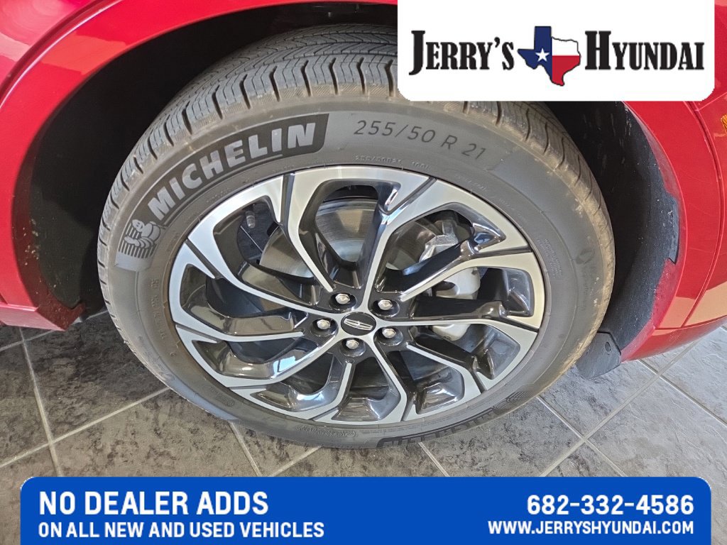 Used 2026 Lincoln Nautilus Reserve AWD/4WD image 4