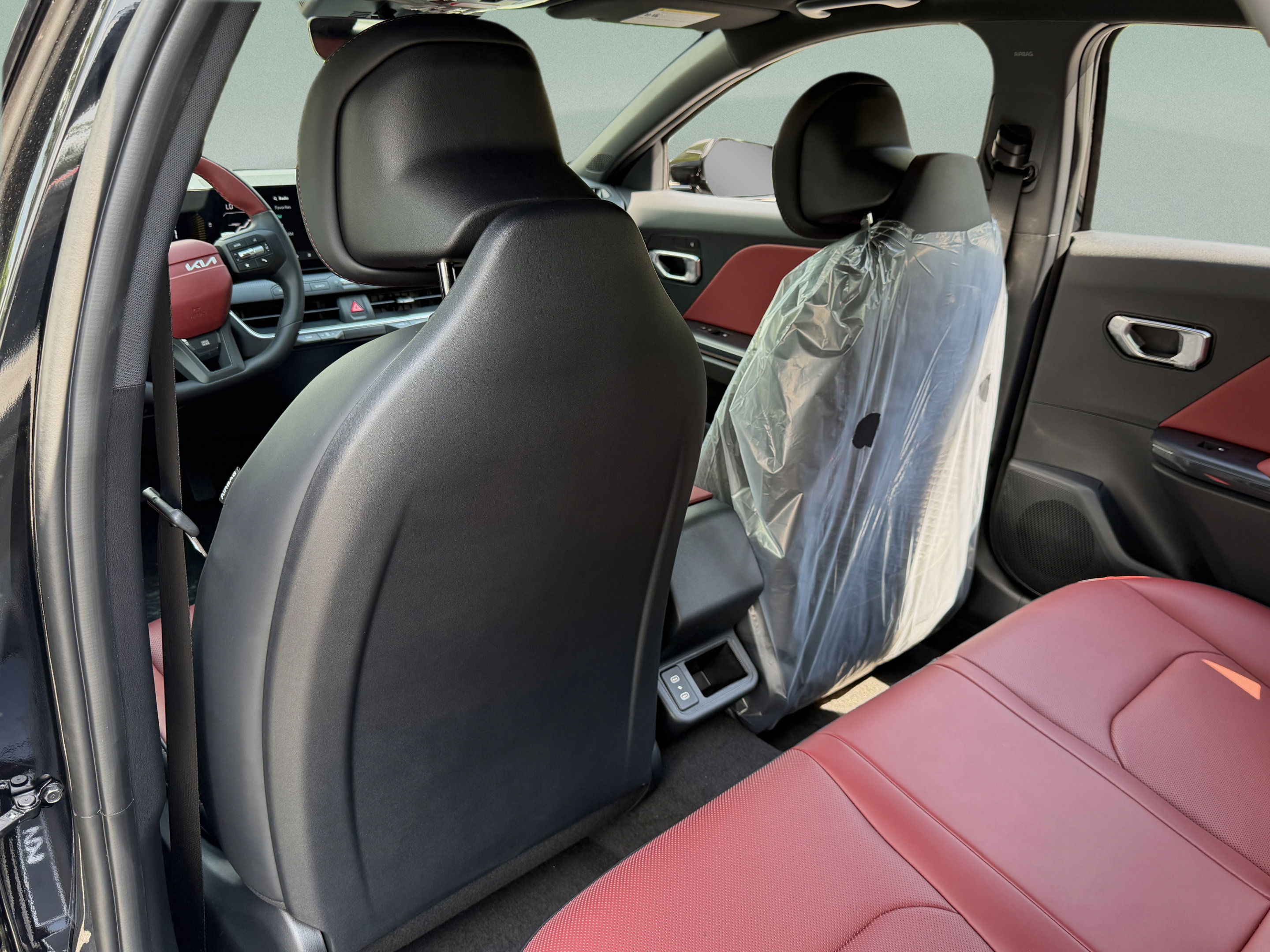 New 2026 Kia K4 EX w/ GT-Line Premium Package FWD image 7