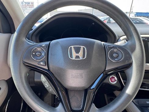 Used 2016 Honda HR-V EX image 18