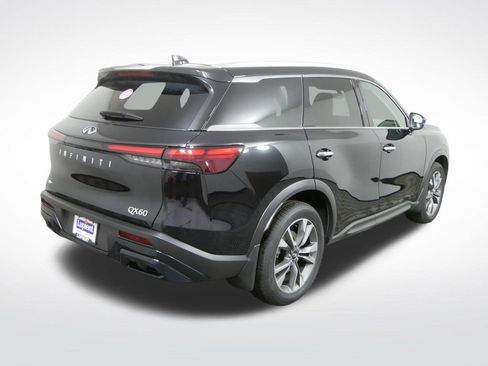 Certified 2025 INFINITI QX60 Luxe AWD/4WD image 3