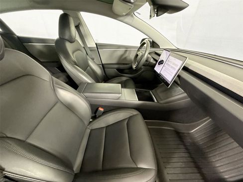 Used 2024 Tesla Model 3 Long Range RWD image 39