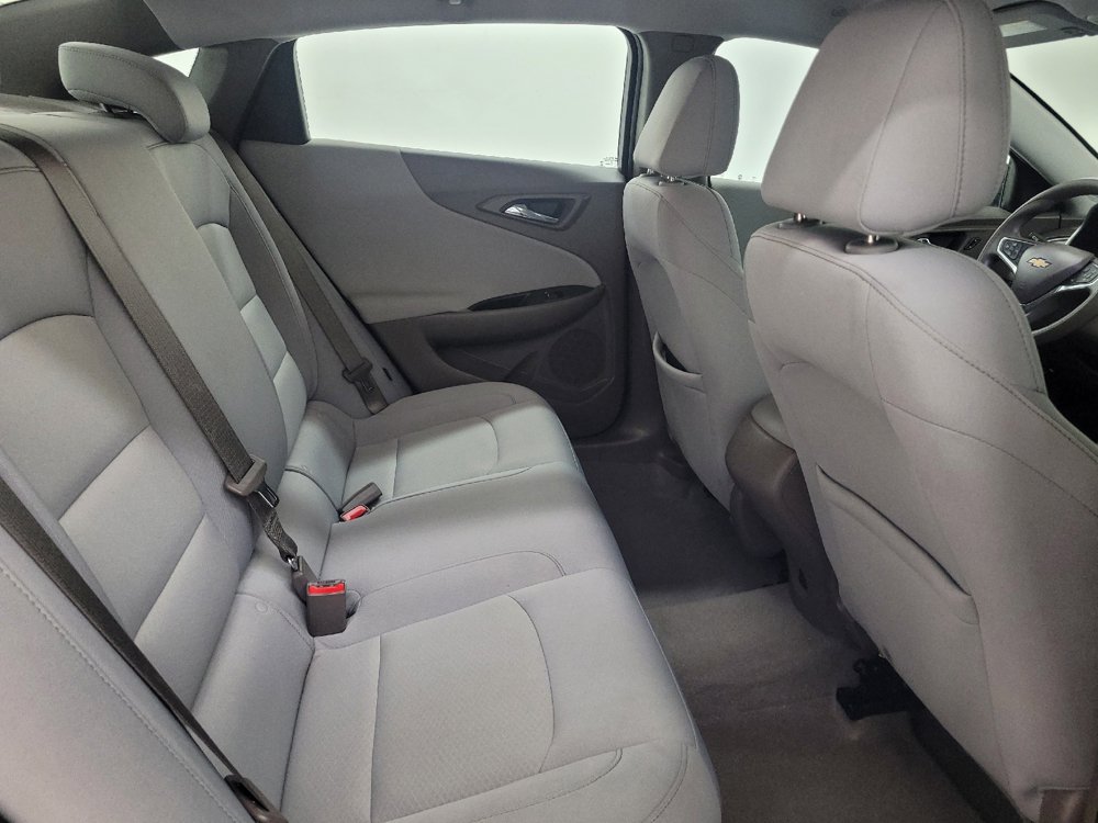 Used 2021 Chevrolet Malibu LS FWD image 19