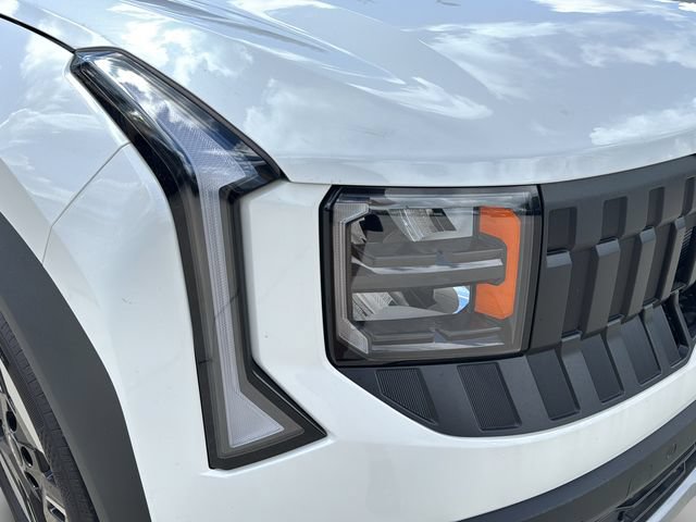 Certified 2027 Kia Seltos LX FWD image 32