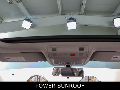 Used 2020 Volkswagen Jetta SE image 21