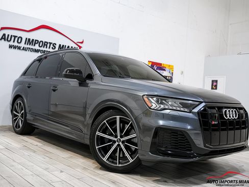 Used 2021 Audi SQ7 Premium Plus w/ Driver Assistance Package AWD/4WD image 29