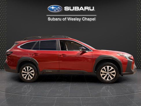 Used 2025 Subaru Outback Premium w/ Popular Package #1A AWD/4WD image 10