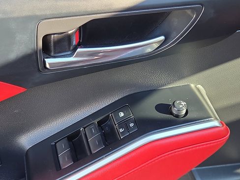 Used 2022 Toyota Highlander XSE image 15