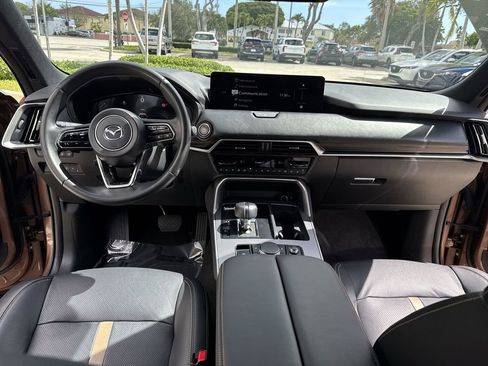 Used 2025 MAZDA CX-70 3.3 Turbo S w/ Premium Package image 37