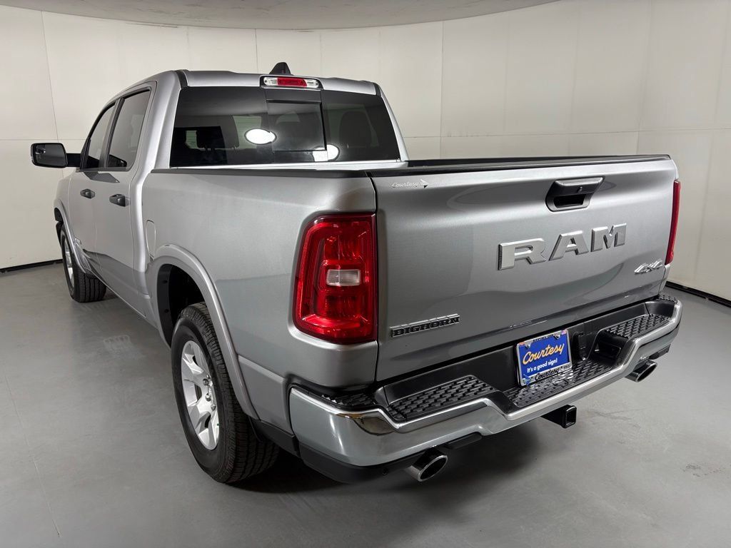 Used 2025 RAM 1500 Big Horn AWD/4WD image 6