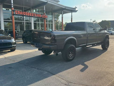 Used 2018 RAM 3500 Laramie w/ Sport Appearance Group AWD/4WD image 4