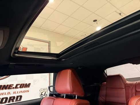 Used 2019 Dodge Challenger SRT Hellcat Redeye image 28