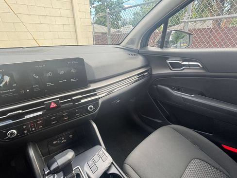 Used 2026 Kia Sportage LX AWD/4WD image 47