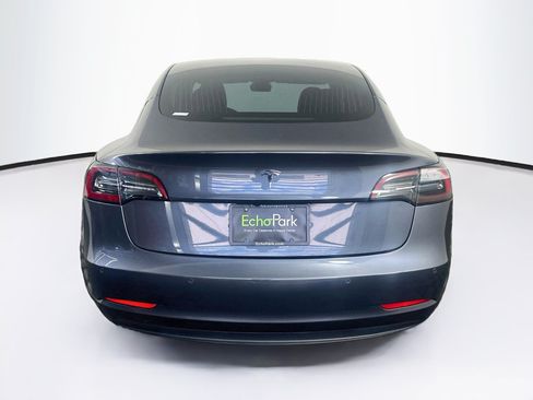 Used 2020 Tesla Model 3 Standard Range Plus RWD image 7