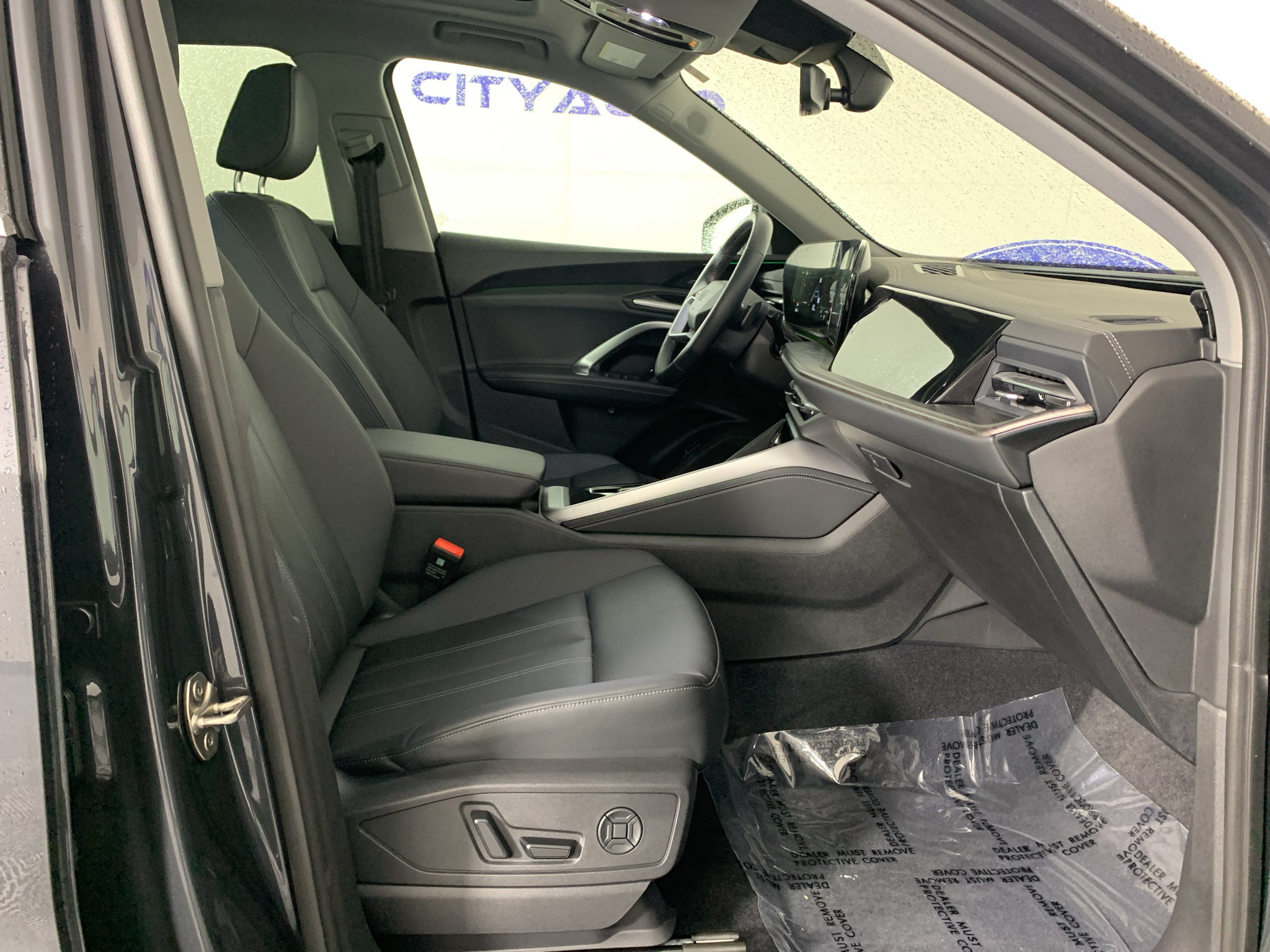 Used 2025 Audi Q5 Premium Plus w/ Premium Plus AWD/4WD image 38