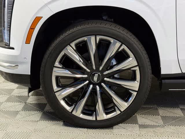 New 2026 Cadillac Escalade Luxury w/ Touring Package AWD/4WD image 12