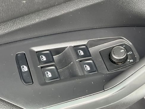 Used 2020 Volkswagen Jetta S image 13