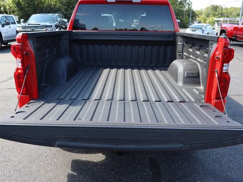 New 2026 Chevrolet Silverado 1500 W/T w/ WT Value Package AWD/4WD image 22