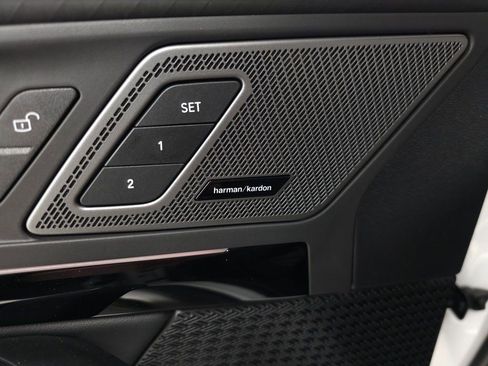 New 2026 BMW X2 xDrive28i w/ Technology Package AWD/4WD image 11