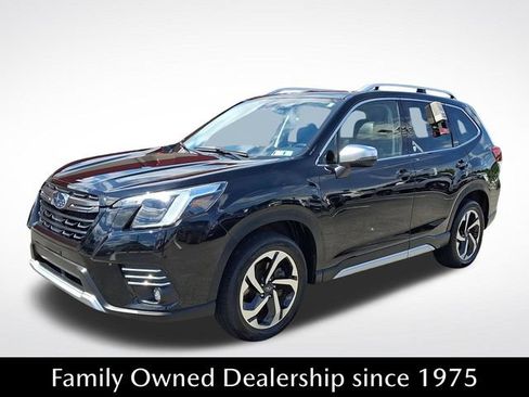 Used 2023 Subaru Forester Touring w/ Popular Package #3 AWD/4WD image 3
