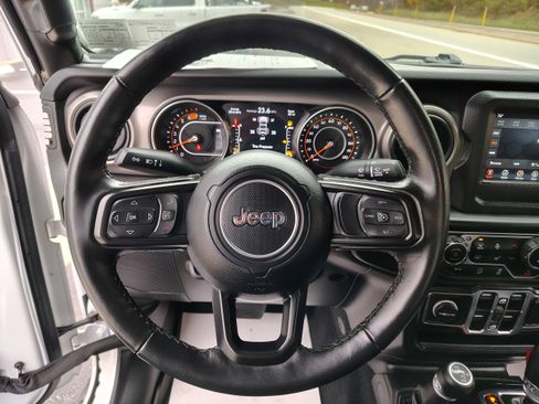 Certified 2023 Jeep Wrangler Sport S image 23