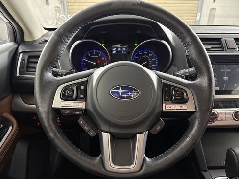 Used 2017 Subaru Outback 2.5i Touring w/ Popular Package #5A image 13