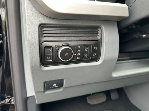 New 2026 Ford F350 XLT w/ XLT Premium Package image 11