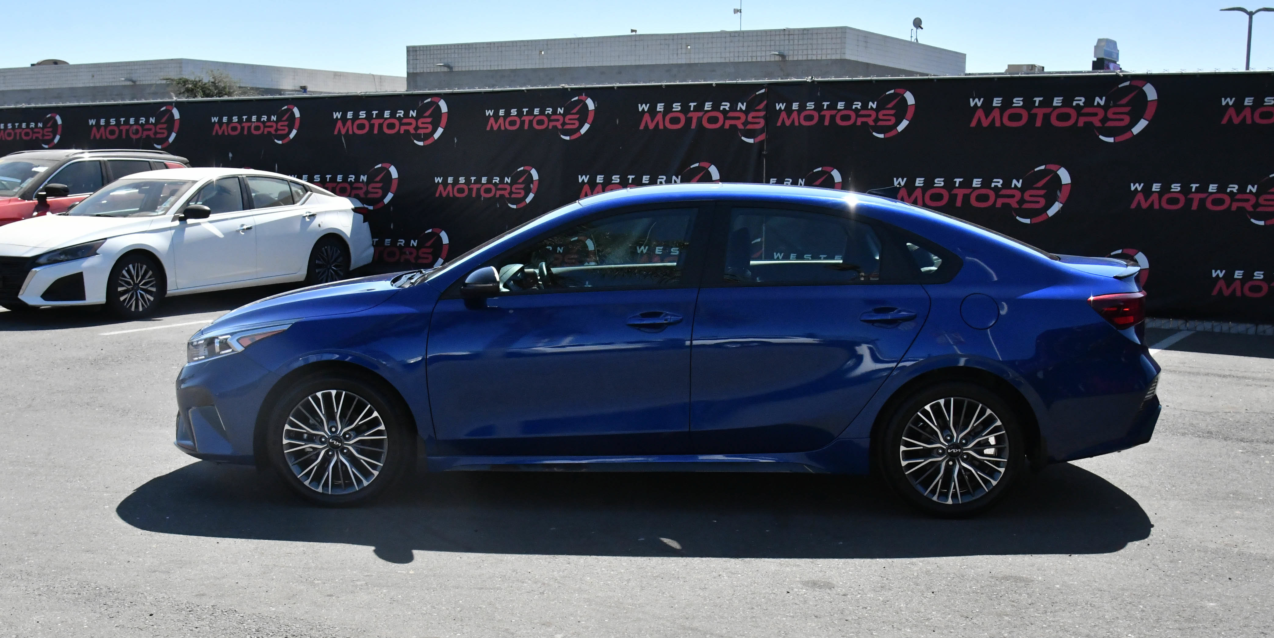 Used 2024 Kia Forte GT-Line w/ GT-Line Premium Package FWD image 4