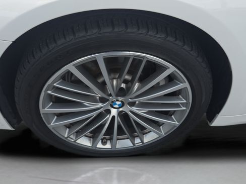 Used 2020 BMW 530i w/ Convenience Package RWD image 38