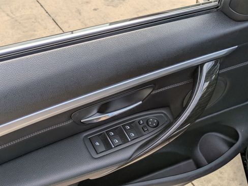 Used 2018 BMW 430i Convertible image 11