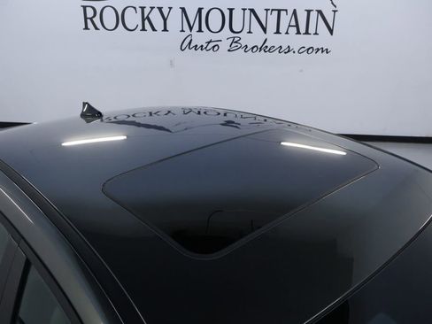 Used 2025 Hyundai Elantra SEL image 10