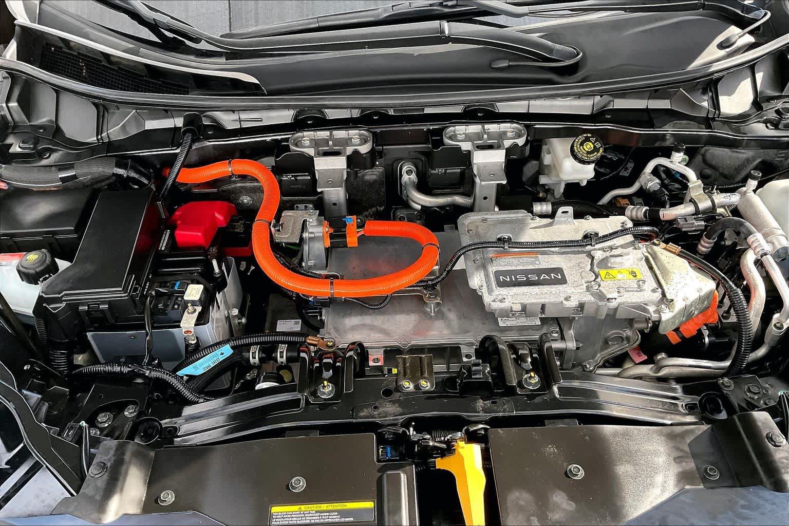 Used 2023 Nissan Ariya AWD image 31