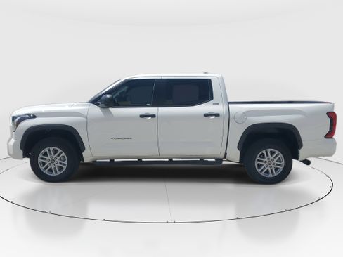 Used 2024 Toyota Tundra SR5 AWD/4WD image 6