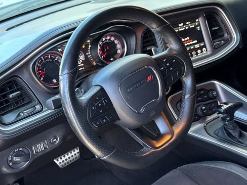Used 2022 Dodge Challenger R/T Scat Pack RWD image 14